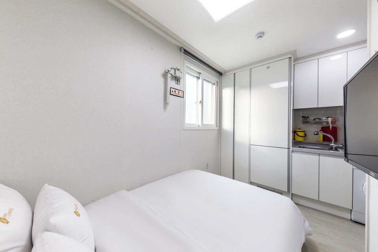 Guro Js Aparthotel *