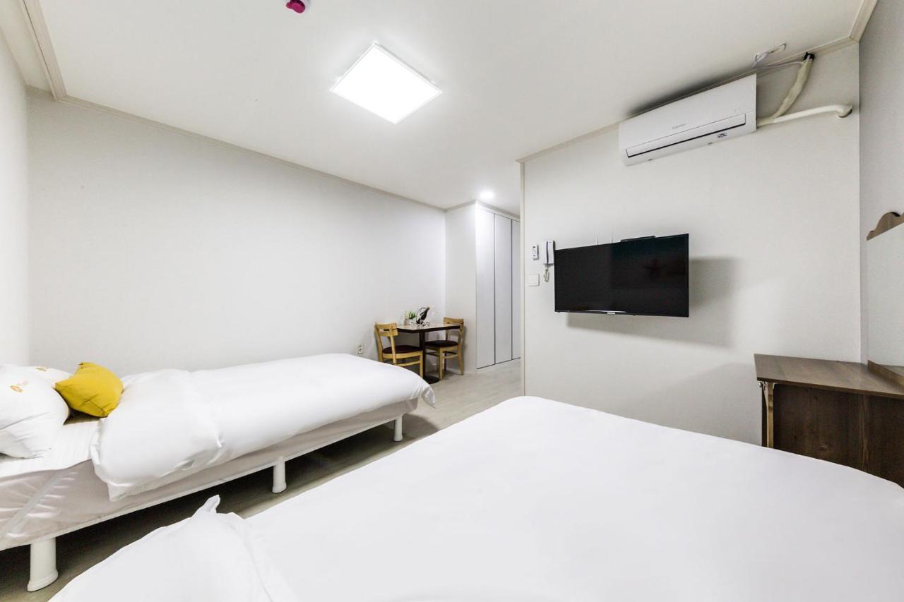 Guro Js Aparthotel *