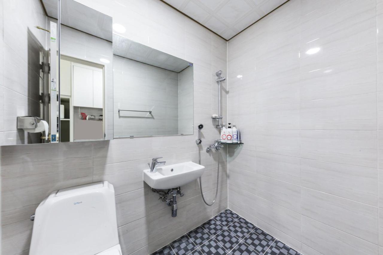 Aparthotel Guro Js